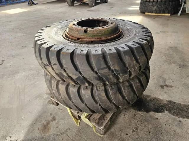Grip Master 14.00-24 Band – Heavy Duty – Grondverzet / Shovel / Kraan