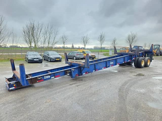 2016 Evans Trailers Wide spread - 8 Tires - Drumbrakes - Steelspring