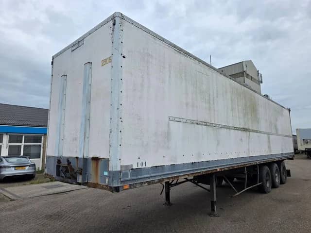 1990 Trouillet DRUM BRAKES – STEELSPRING – WIDESPREAD – CAN ALSO BE SOLD AS FLATBED