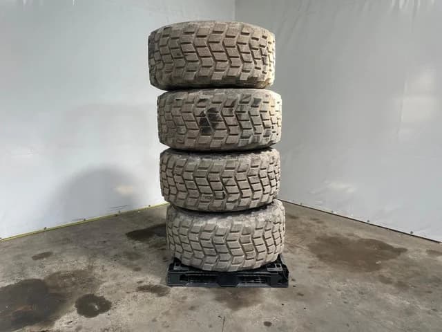 Michelin 525/65 R20.5