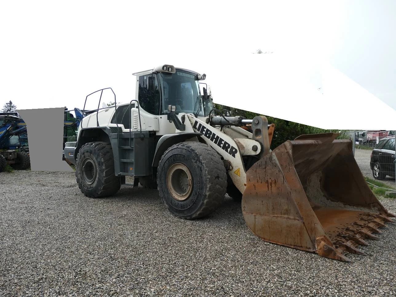 2015 Liebherr L 576