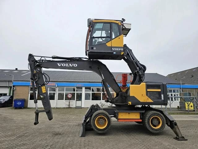 2016 Volvo EW160E