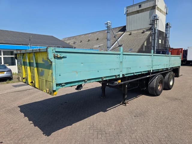 1988 Lambrecht 88 LK 27 9.25 meter Long
