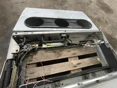 Thermo King EVAP UT-1200 S-3S evaporator unit - Koel unit onderdeel - 3 ventilatoren — photo 6 of 7