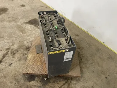 Audi S 1158 tractiebatterij - elektrische heftruck - reachtruck - magazijntruc — photo 4 of 9