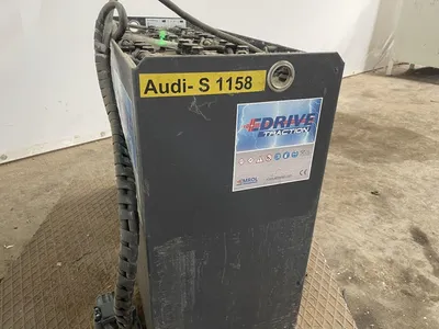 Audi S 1158 tractiebatterij - elektrische heftruck - reachtruck - magazijntruc — photo 7 of 9
