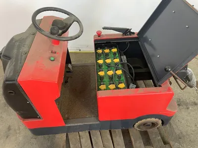 UZHOU Elektrische Trekker – Tow Tractor – Electric Tractor – Industrie & Logistiek — photo 4 of 5