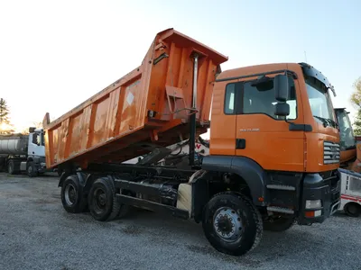 MAN Tipper AK 6x6 — photo 2 of 13