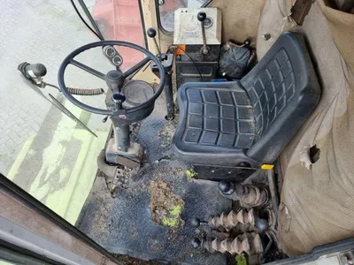 Claas Dominator 68S maaidorser – betrouwbare combine – 6 schudders – 3200L tank - 1990 — photo 12 of 20