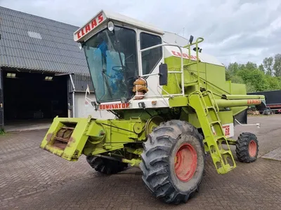 Claas Dominator 68S maaidorser – betrouwbare combine – 6 schudders – 3200L tank - 1990 — photo 1 of 20
