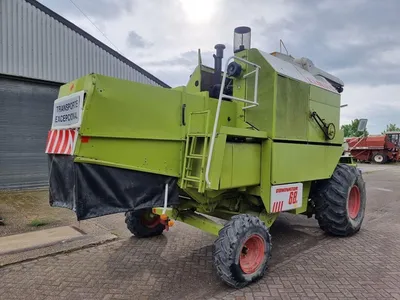 Claas Dominator 68S maaidorser – betrouwbare combine – 6 schudders – 3200L tank - 1990 — photo 5 of 20