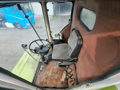 Claas Dominator 68S maaidorser – betrouwbare combine – 6 schudders – 3200L tank - 1990 — photo 9 of 20