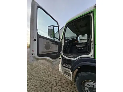 Volvo FM 12.480 8x4 2005 – 480 PK – Hydrauliek – Platte Bak — photo 10 of 20