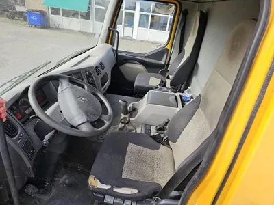 Renault Premium 270 DXI – 4x2 – Schuifzeil – Handgeschakeld – Distributie — photo 10 of 20