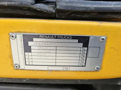 Renault Premium 270 DXI – 4x2 – Schuifzeil – Handgeschakeld – Distributie — photo 20 of 20