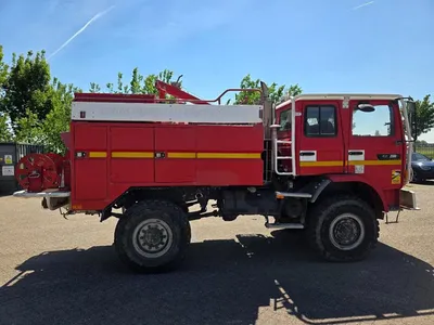 Renault M210 Brandweerwagen 2000 – 4x4 – Dubbele Cabine — photo 4 of 20