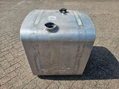 MAN Mercedes Actros Brandstoftank Mercedes Actros – 290L – MAN – Diesel Tank – Truck Onderdeel — photo 2 of 13