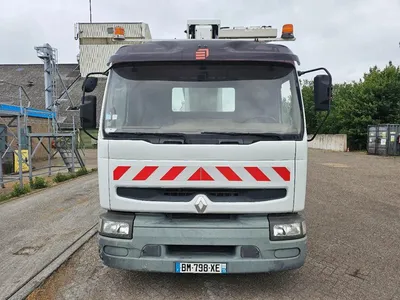 Renault V.I. Truck Mounted Aerial Platform – 17m Boom Lift – Diesel — photo 3 of 20