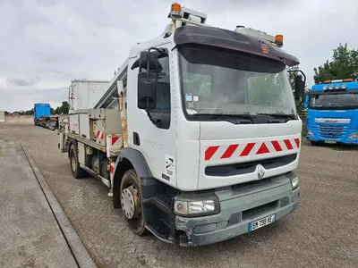 Renault V.I. Truck Mounted Aerial Platform – 17m Boom Lift – Diesel — photo 4 of 20