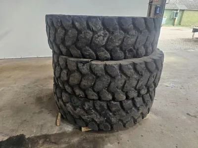 Michelin 18.00 R33 — photo 2 of 7