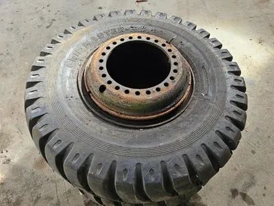 Grip Master 14.00-24 Band – Heavy Duty – Grondverzet / Shovel / Kraan — photo 6 of 8