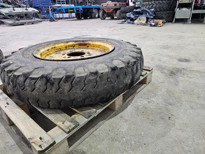 Goodyear 11.00-24 Band – Truck / Industrie Band – Heavy Duty — photo 10 of 12