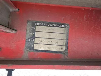 Fruehauf Gesloten Oplegger – FST4 – 3 Assen – Laadklep – Box Trailer - Schijfremmen - Luchtvering - Liftas - 2013 — photo 9 of 18