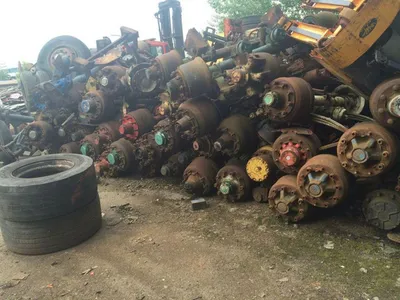 MISCELLANEOUS 50 Axles oplegger assen — photo 2 of 9