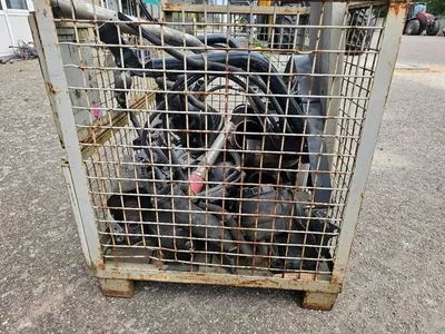 MAN Box with truck parts Bak met MAN vrachtwagen onderdelen — photo 3 of 9