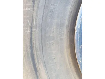 Michelin 29.5 R29 Band – EM Band – Zwaar Materieel – Goede Staat – ±2300 KG — photo 7 of 9
