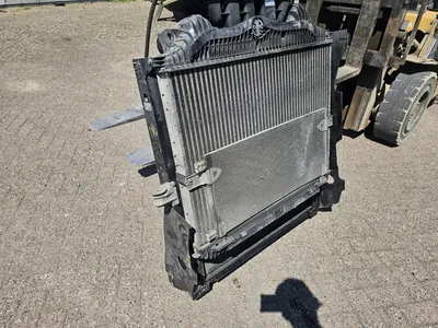 MAN BERH Radiator radiateur / koelradiator voor MAN TGX / TGA / TGS — photo 3 of 15