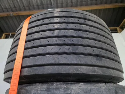Michelin 445/45 R19.5 Band – Trailer Band – Goede Staat – Direct Inzetbaar — photo 8 of 13