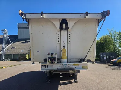 Stas 3 assige kipper - Mercedes assen - Liftas - Luchtvering - Schijfremmen - Wabco Smartboard - 38 Ton - 2008 — photo 2 of 20