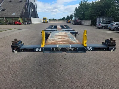 Nooteboom container chassis - 3 ROR assen - Trommelremmen - Luchtvering - Lift as - Twistlock - Reserve band - 40ft HC - 30 ft - 20 ft - 10ft — photo 2 of 15