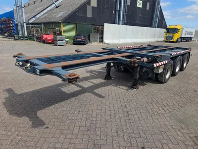 Netam-Fruehauf 3-assige containerchassis - SMB assen - Trommelremmen - Luchtvering - Twist Lock - Dubbel lucht - 12 banden - 40 Ft - 30 FT - 20 FT - — photo 1 of 17