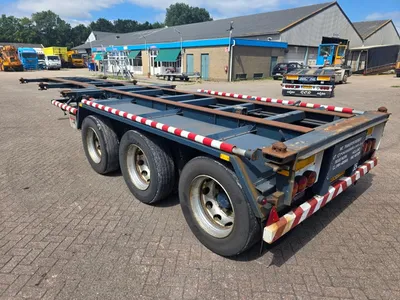 Netam-Fruehauf 3-assige containerchassis - SMB assen - Trommelremmen - Luchtvering - Twist Lock - Dubbel lucht - 12 banden - 40 Ft - 30 FT - 20 FT - — photo 7 of 17