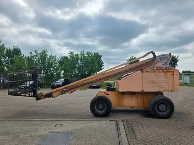JLG Telescopische Boomlift – Hoogwerker – Diesel – Bouw & Industrie — photo 1 of 15