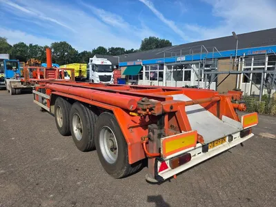 LAG 0-3-39 3 assige containerchassis - ROR assen - Trommelremmen - Luchtvering - Twistlock - Reserve band - 30 FT — photo 7 of 16