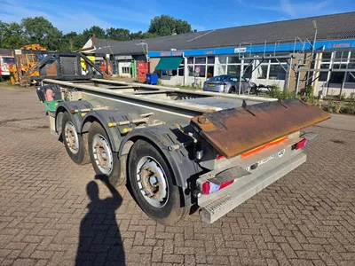 Granalu 3-assige containerchassis - Jost Mercedes assen - Schijfremmen - Luchtvering - Twistlock - Gereedschapskist - 34 ton laadvermogen - 20FT — photo 7 of 19